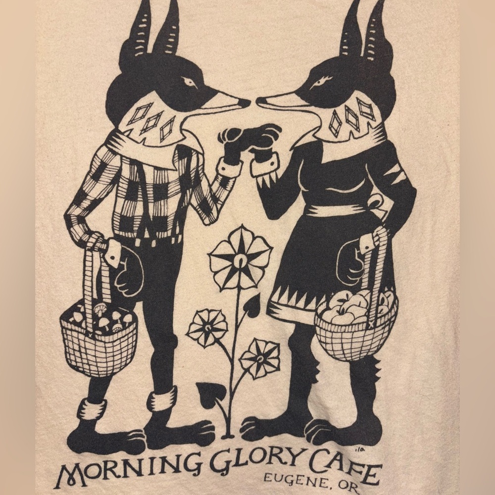 Vintage Tan Graphic Tee - Picture 7 of 7